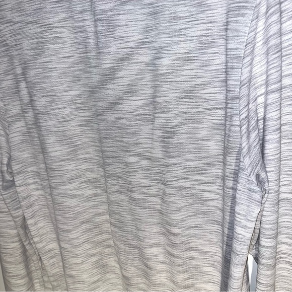 Under Armour Men's Size MD Seamless 1/4 Zip - Picture 5 of 5